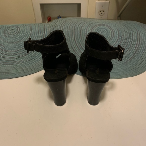 Madden Girl by Steven Madden Heels - Picture 3 of 4